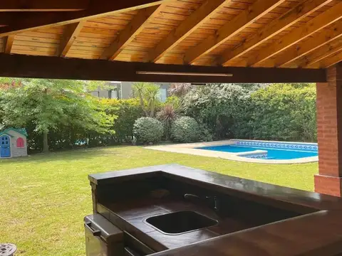 Casa en Venta en Echeverria Del Lago, USD 300.000