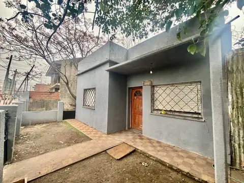 3 amb c/parque y losa, a reacondicionar, ideal para seguir edificando, apta crédito, consulte!
