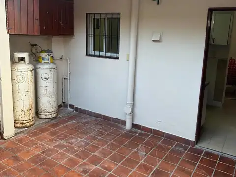 PASAJE DISCEPOLO 100, Piso P.B.
