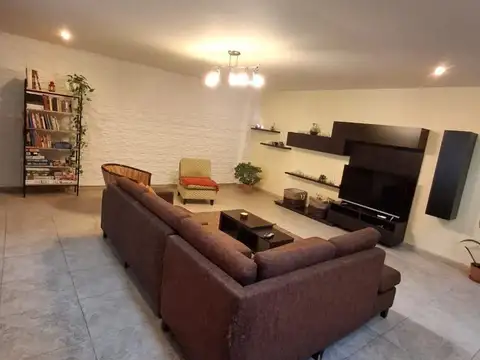 Depto Tipo Casa en Venta de 3 dormitorios