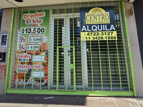 Amplio Y Excelente Local, Zona Muy Comercial  