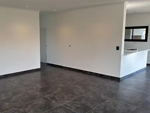 Casa en venta - 3 Dormitorios 3 Baños - Pilar
