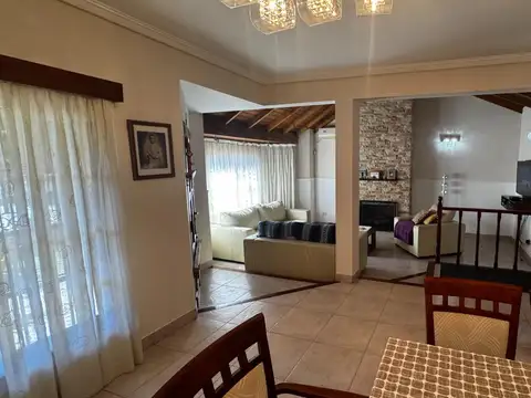 Casa en Venta en Ituzaingó, USD 265.000
