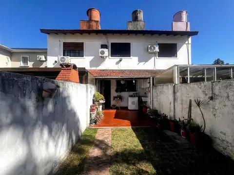 Depto Tipo Casa en Venta en Olivos, USD 169.000
