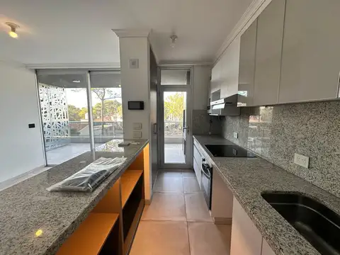 Departamento en Alquiler en Villa Belgrano, $ 980.000