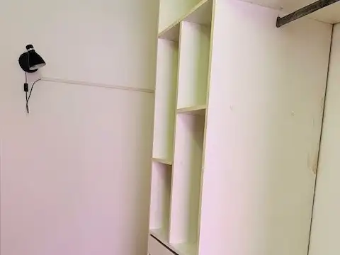 Lorenzo Lopez 1100, Piso pb