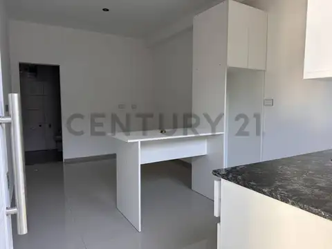 Garibaldi 1400, Piso 2