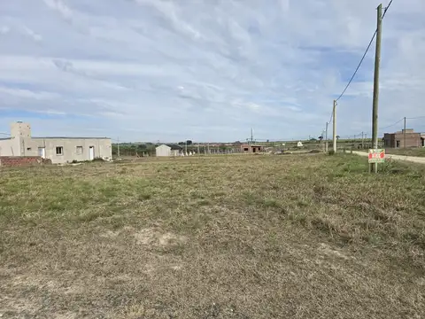 Terreno en Venta 30  mts Fondo