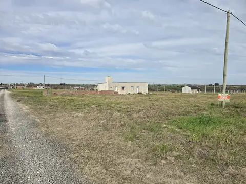 Lote en Tierra Alta en esquina Colonia Ensayo