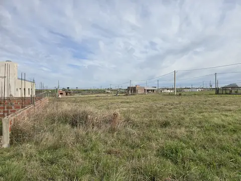Lote en Tierra Alta en esquina Colonia Ensayo