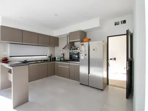 Casa en Alquiler de 4 dormitorios
