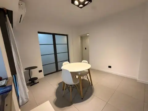 Departamento en Venta en Olivos Vías/Río, USD 80.000