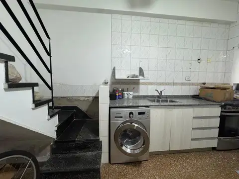 Emilio Lamarca 3100, Piso pb