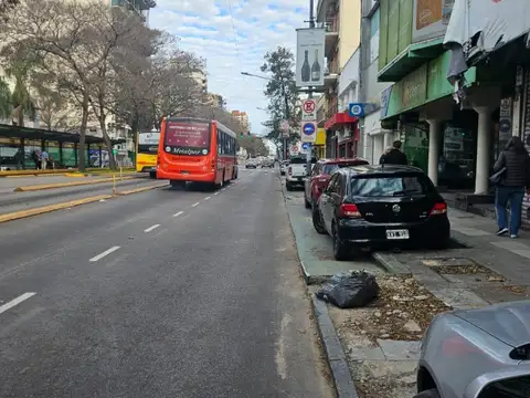 Terreno en Venta en Vicente Lopez Vias / Maipu, USD 620.000