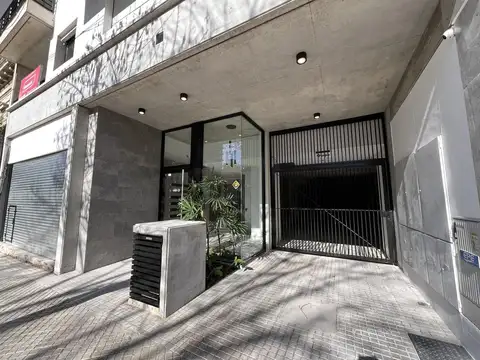 Local comercial de 65 m2 en Republica de la Sexta