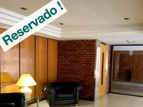 Alquiler depto con cochera y balcón aterrazado frente a Alto Palermo 