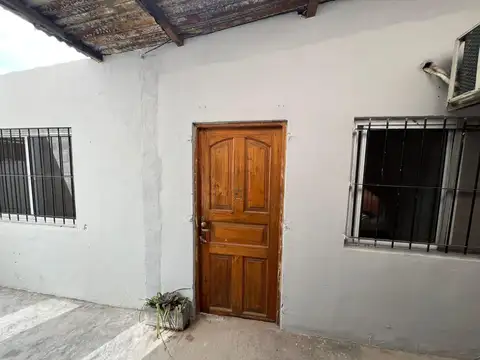 Oficina en Alquiler en Belen De Escobar, $ 400.000