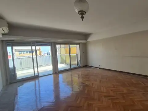 Departamento en Caballito c/ cochera y baulera