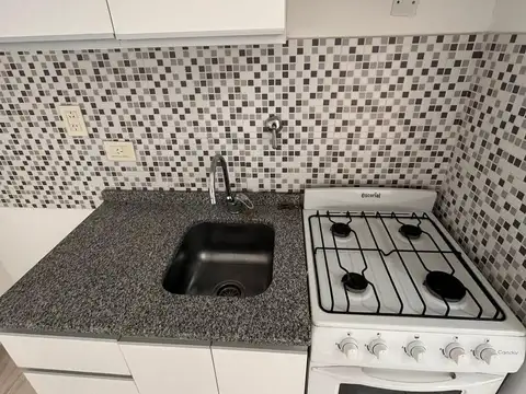 Departamento en Alquiler en Villa Luzuriaga, $ 450.000