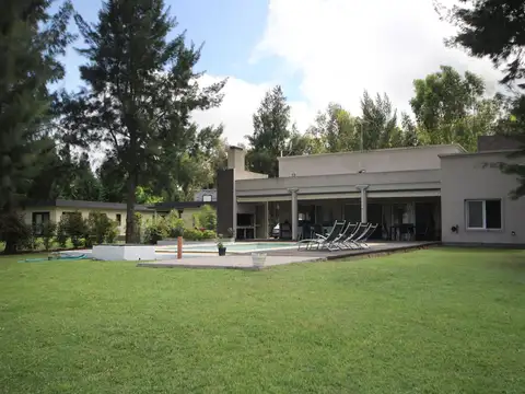 Casa en Venta de 4 dormitorios