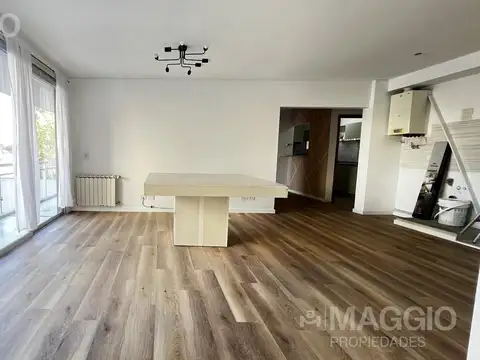 Departamento en Alquiler con 1 cocheras