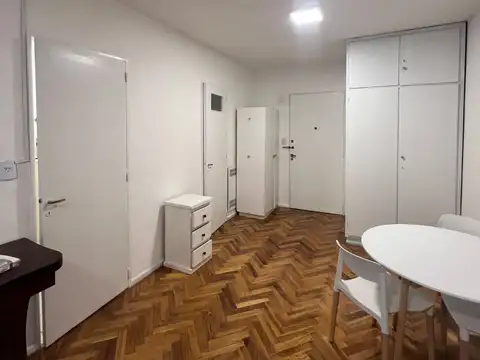 Lavalle 1500, Piso 2