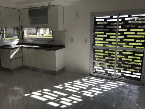 Venta Casa Alquilada excelente renta 3 dormitorios Baigorria