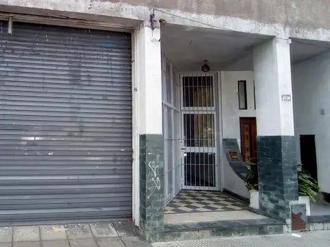Local en Alquiler en Flores, $ 2.500.000
