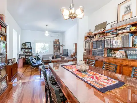 Casa 7 ambientes con 3 baños