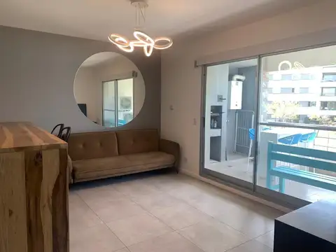 Departamento en Alquiler con 1 cocheras