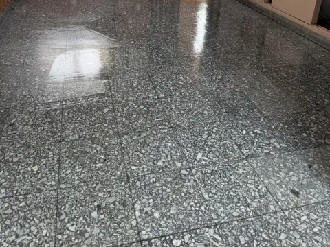 Departamento en Venta en Azcuenaga, USD 52.000