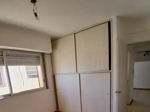 Departamento en Alquiler en Lanus Este, $ 400.000