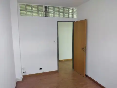 Oficina en Alquiler en San Nicolás, $ 400.000