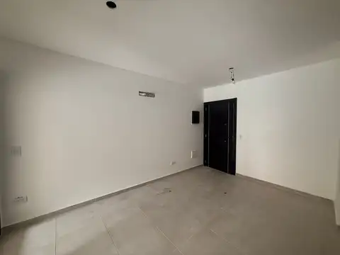 Simbad El Marino 100, Piso 1