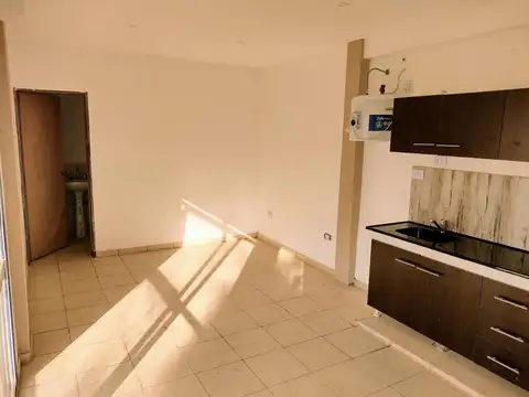 Tucuman 2800, Piso PB