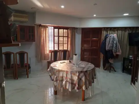 Depto Tipo Casa en Venta de 3 dormitorios
