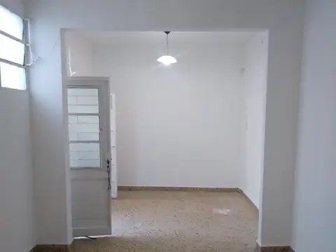 Depto Tipo Casa en Venta 60 años