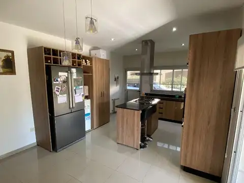 Excepcional casa en Barrio Altos del Casco