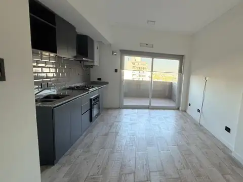 Departamento en Alquiler en Temperley, $ 650.000