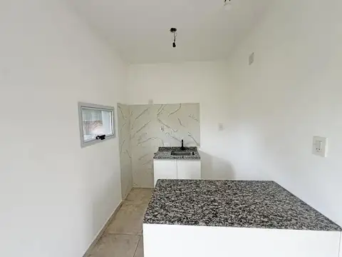 Casa en Alquiler en Puerto Gral San Martin, $ 690.000
