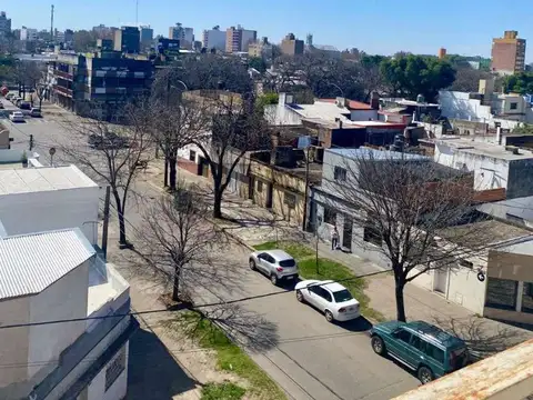 MITRE Y BLVD SEGUI  - ZONA SUR - OPORTUNIDAD !