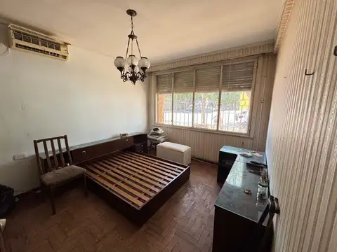 CASA EN VENTA LA PLATA