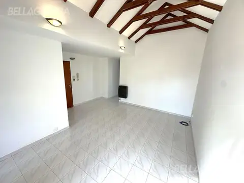 DEPARTAMENTO VENTA CARAPACHAY 3 AMBIENTES BALCON