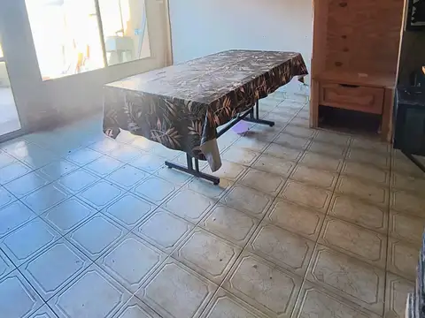 CASA EN VENTA A RECICLAR