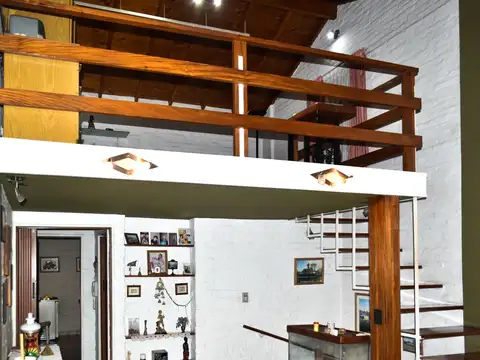 Depto Tipo Casa 4 ambientes con 2 baños