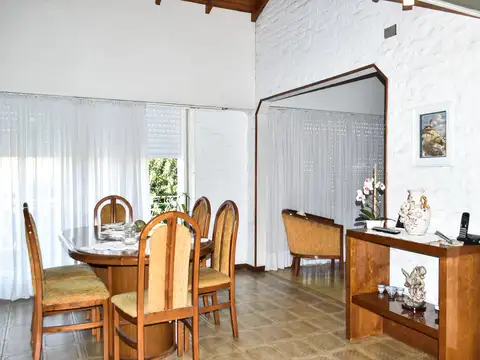 Roque Sáenz Peña 3700