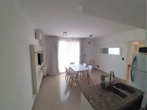 DEPTO 3 AMBIENTES EXCELENTE ESTADO CON BALCON Y COCHERA