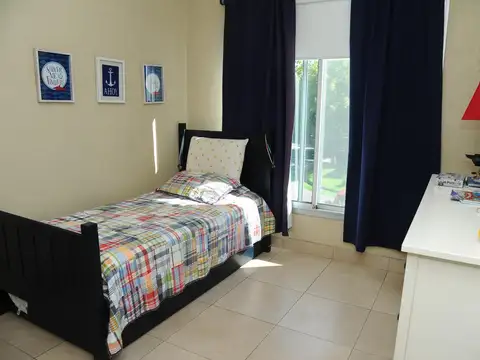 Casa en Alquiler en Talar Del Lago II, USD 4.100