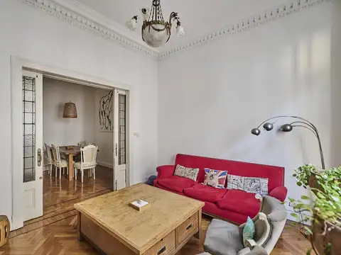 Departamento 6 ambientes con 2 baños