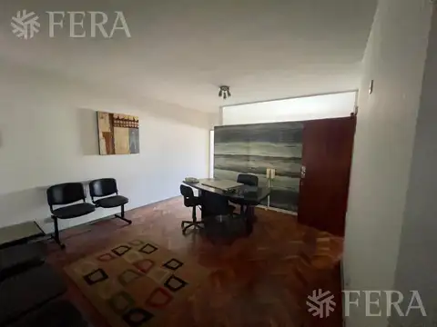 Oficina en Alquiler en Balvanera, $ 400.000